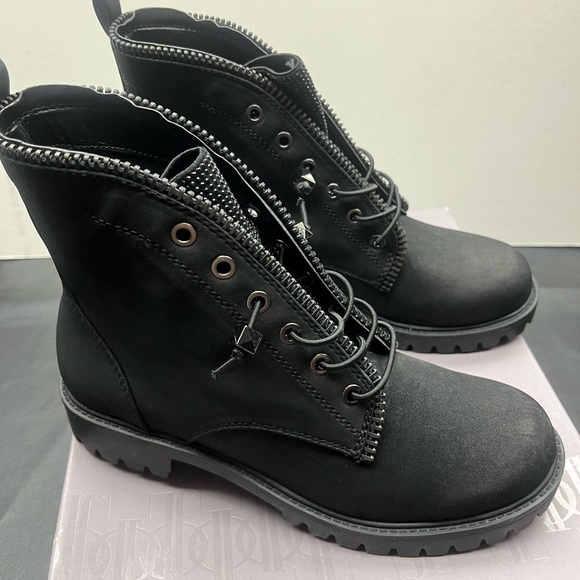 Jennifer Lope Boots - Size 7 - Brand new in box - Picture 5 of 12